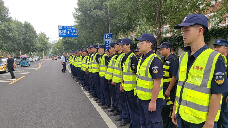 北京金宇洲保安服务有限公司全力保障丰台街道VS新村街道"街超足球挑战赛"赛事安全(图1) 微信图片_20250719165825.jpg